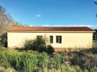 Fabbricato destinato a magazzino con terreno circostante...