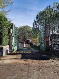 Diritti di piena proprietà di un immobile per civile...