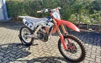 (Lotto n.17) - Motociclo marca HONDA modello CRF 250R ...