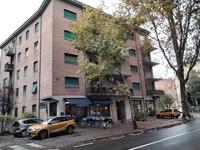 Piena proprieta' di appartamento posto al primo piano,...