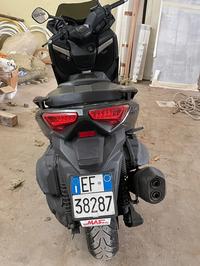 SCOOTER- X-MAX YAMAHA 400 EF38287 ANNO 2021 MARCIANTE E...