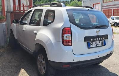 Autocarro DACIA DUSTER targato FL 343 AH, immatricolato...