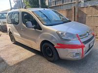Autocarro Citroen Berlingo tg. EJ450BD, anno 2011 - L.G....