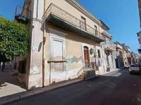 Diritto di piena proprietà su appartamento