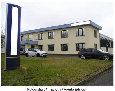 LOTTO UNICO: Diritto di piena ed intera proprietà di opificio artigianale con resede esclusivo e contiguo terreno privato di accesso oltre ad una tensostruttura e beni mobili il tutto posto in Comune di Sinalunga, Via delle Prata n. 167.