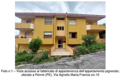 Bene N. 1 - Appartamento ubicato a Penne (PE) - Contrada Baracchia - via Agnello Maria Francia, N.10,scala unica, piano rialzato. Bene N. 2 - Posto auto ubicato a Penne (PE) - Contrada Baracchia - via Agnello Maria Francia, N.10, scala unica, piano T.
