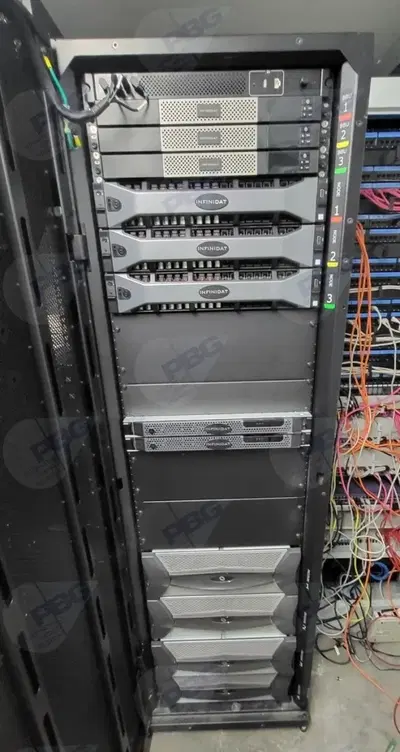 Server e Hard Disk (dettaglio allegato)
