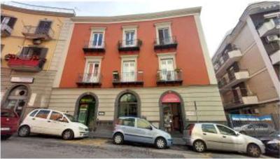 Piena proprietà di due lastrici solari in via Pergolesi n.66, in Pozzuoli (NA), piano terzo, per un totale di mq 259.