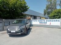 Autovettura FORD Kuga