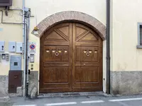 Appartamento costituito da ingresso su un piccolo...