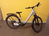 BICICLETTA CITY BIKE marca Cannondale, mod. Mavaro