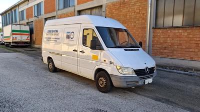(Lotto n. 3) - Autocarro marca MERCEDES modello SPRINTER , immatricolato il...