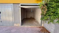 Box auto coperto sito in contesto condominiale, posto al...