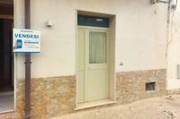 Negozio in Pachino (SR), via Giuseppe Mazzini 119. Zona...