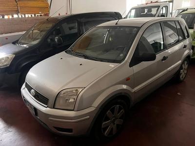 Autovetture AUDI, FORD, CITROEN, PEUGGEOT, FIAT, VOLKSWAGEN, OPEL; autocarri...