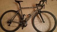 LOTTO 2 - n. 1 bici con telaio in titanio e gruppo campagnolo