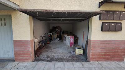 appartamento a CAPOLONA Via II Giugno 102, frazione Catelluccio, della superficie commerciale di 84,90 mq per la quota di 1/1 di piena proprietà.Appartamento finito di mq 84,90 con resede condominiale e un box auto