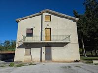 Casa Indipendente con accessori e terreni a BELFORTE DEL...
