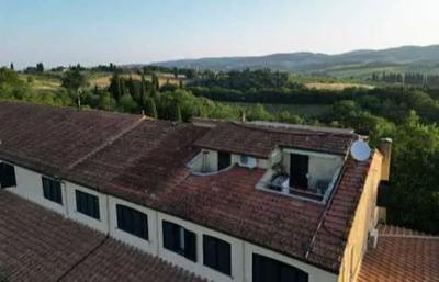 LOTTO UNICO: Diritto di piena ed intera proprietà di complesso immobiliare a destinazione ricettiva (albergo) in Comune di Castelnuovo Berardenga, località Maciallina, Strada di Maciallina 1.