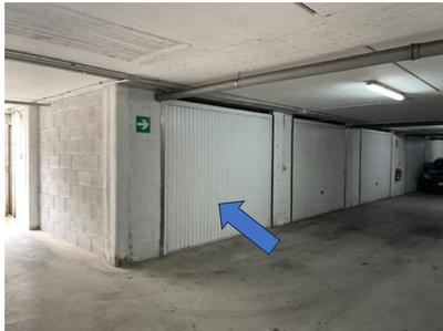 PIENA PROPRIETA' GARAGES 