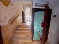 Magazzino al piano seminterrato sito ad Anzio (RM), in...