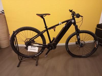 BICICLETTA MOUNTAIN BIKE elettrica nera, marca XP, mod. X-RIDE
