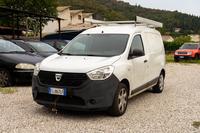 n. 1 autocarro DACIA, Mod. DOKKER, targa FL867LF, prima...