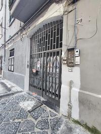 Piena ed intera proprietà di appartamento posto al piano...