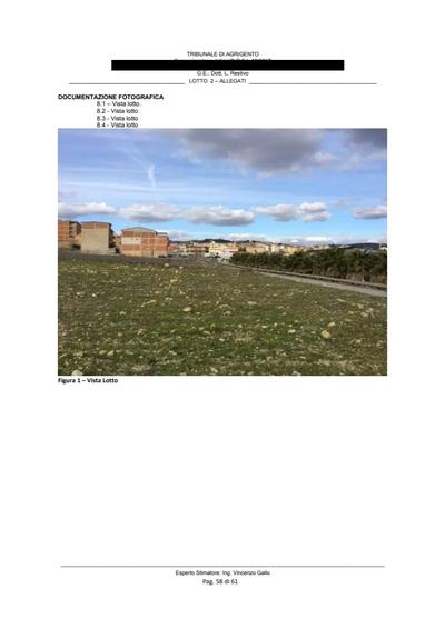 Terreno parzialmente edificabile sito in Canicattì (AG) alla Via Monsignor Ficarra snc, e lungo la SS 610 proveniente da Naro, con superficie complessiva di circa mq 3.090. Il terreno è completamente incolto, non presenta alcun tipo di piantumazione. Il terreno si presta a essere edificato in parte, essendo posto in una zona D3 e F9 del piano regolatore e in parte sottoposta a vincolo paesaggistico, come risultante al momento della redazione della perizia di stima.