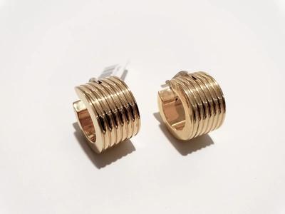 (Lotto n.1765) un paio di orecchini a cerchio in oro giallo 18 kt gr. 9,02