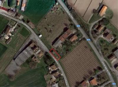 Piena proprietà (1/1) di unità immobiliare ad uso residenziale su due piani...