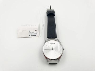 (Lotto n.997) un orologio marca Calvin Klein