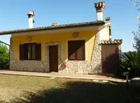 LOTTO 1: 100% del diritto di proprietà di porzione di...