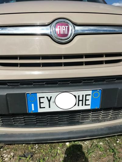AUTOVETTURA FIAT 500L TG. EY*****