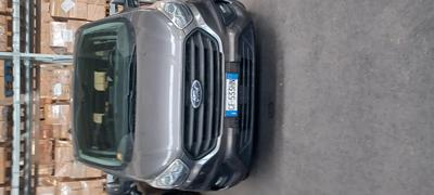 - UN'AUTOVETTURA FORD TOURNEO CUSTOM, TELAIO WF01XXTTG1MU23039, TARGATA GF533HN, A GASOLIO, IMMATRICOLATA NELL'APRILE 2021, KW 95.60, VEICOLO MULTIUSO, CILINDRATA 1995, HA SOPRA UN'IPOTECA. KM AL RITIRO CIRCA 145.904, CON DUE CHIAVI E CON LIBRETTO.