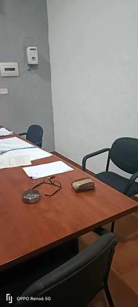 Lotto UNICO costituito da:n. 3 scrivanie; - n. 7 sedie...
