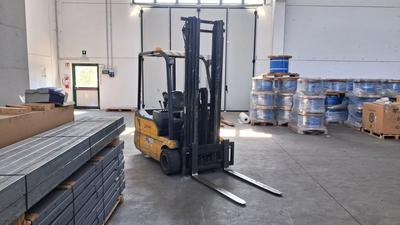 (Lotto n.3) - Carrello elevatore elettrico marca OM modello XE 20-3...