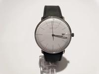 (Lotto n.1738) un orologio marca Junghans mega solar con...