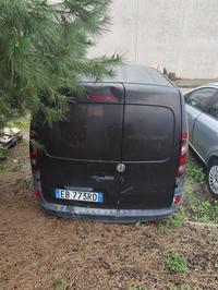 (LOTTO N. 2): Furgone marca Renault modello Kangoo...
