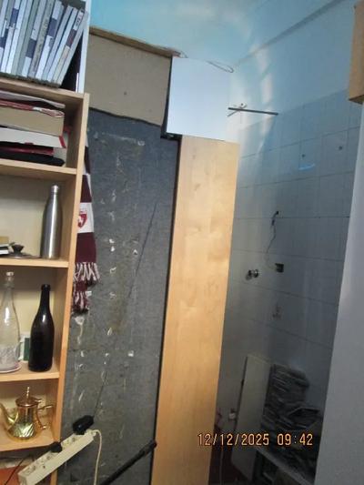 In Comune di Torino, Via Nizza n.335 al piano terreno (1° f.t.) di un basso fabbricato, interno cortile,  quota intera della piena proprietà: alloggio composto da due vani con angolo cottura e bagno.