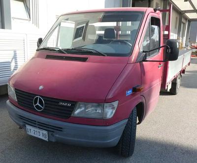 AUTOCARRO MERCEDES BENZ 312 DT