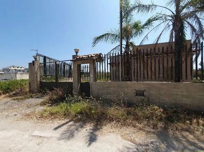 LOTTO UNICO: -piena ed esclusiva proprietà dell'unità immobiliare sita in Augusta, contrada San Lorenzo snc, nel catasto Fabbricati del Comune di Augusta, foglio 52, particella 347, sub 2, ctg A10;-piena ed esclusiva proprietà dell'unità immobiliare sita in Augusta, contrada San Lorenzo snc, nel catasto Fabbricati del Comune di Augusta, foglio 52, particella 347, sub. 3, ctg D7 