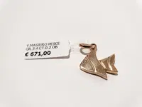 (Lotto n.1835) un ciondolo in oro giallo 18 kt a forma...