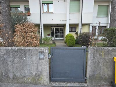 Magazzino di circa 36 mq commerciali al piano terra del fabbricato...