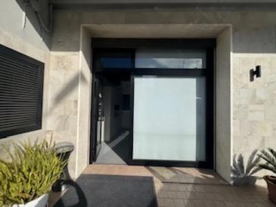 Compendio immobiliare su due livelli  di superficie complessiva mq 850...