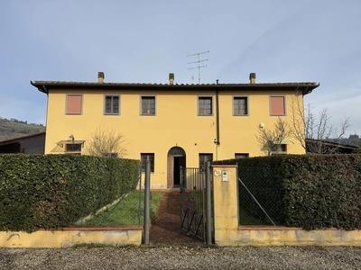Abitazione al grezzo con garage a Castelfiorentino (FI), Località Le Serre, Via Lucardese 25 - LOTTO 3