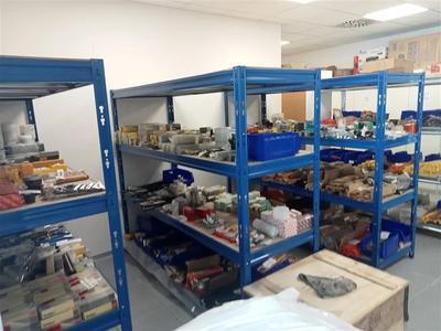 STOCK DI MINUTERIE E COMPONENTI PER MACCHINARI UTENSILI 