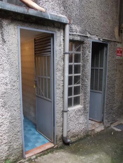 INTERA PIENA PROPRIETA’  DI  N. 4 VANI, INDICATI CATASTALMENTE SULLE...