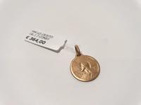 (Lotto n.1796) un ciondolo in oro giallo 18 kt con...