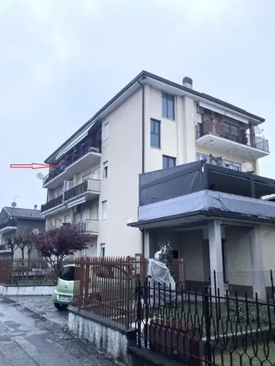 Si tratta di un immobile e di un autorimessa, nell'ambito di un fabbricato...